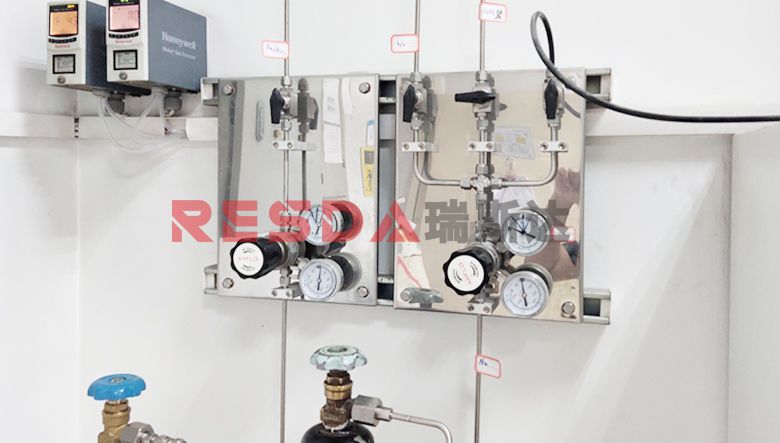 電子特氣系統(tǒng)GDS氣體探測器的重要性及安裝要求(圖1) 實(shí)驗(yàn)室12.jpg